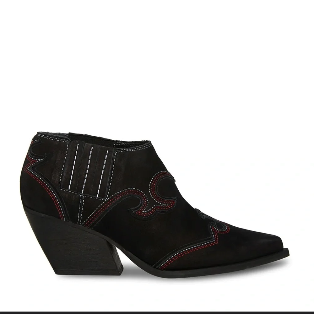 Steve Madden black‎ embroidered leather western bootie NEW size 6
